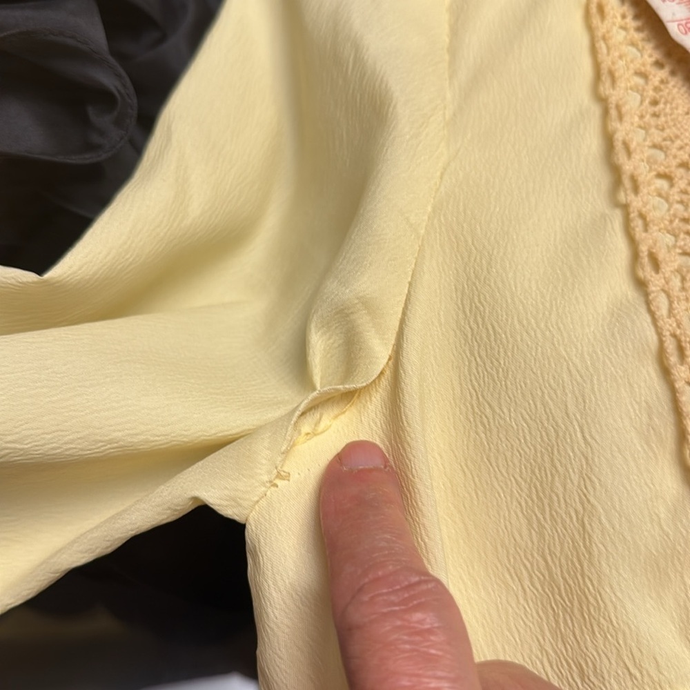 Vintage 50s AinR Jr. yellow w/ lace detail Shift Dress 
Large - Picture 13 of 13